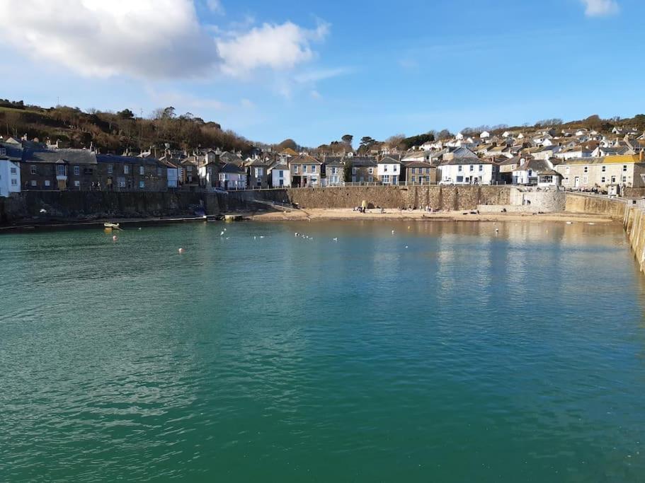 Corvus - Beautiful Cottage Half A Mile From Mousehole ペンザンス エクステリア 写真